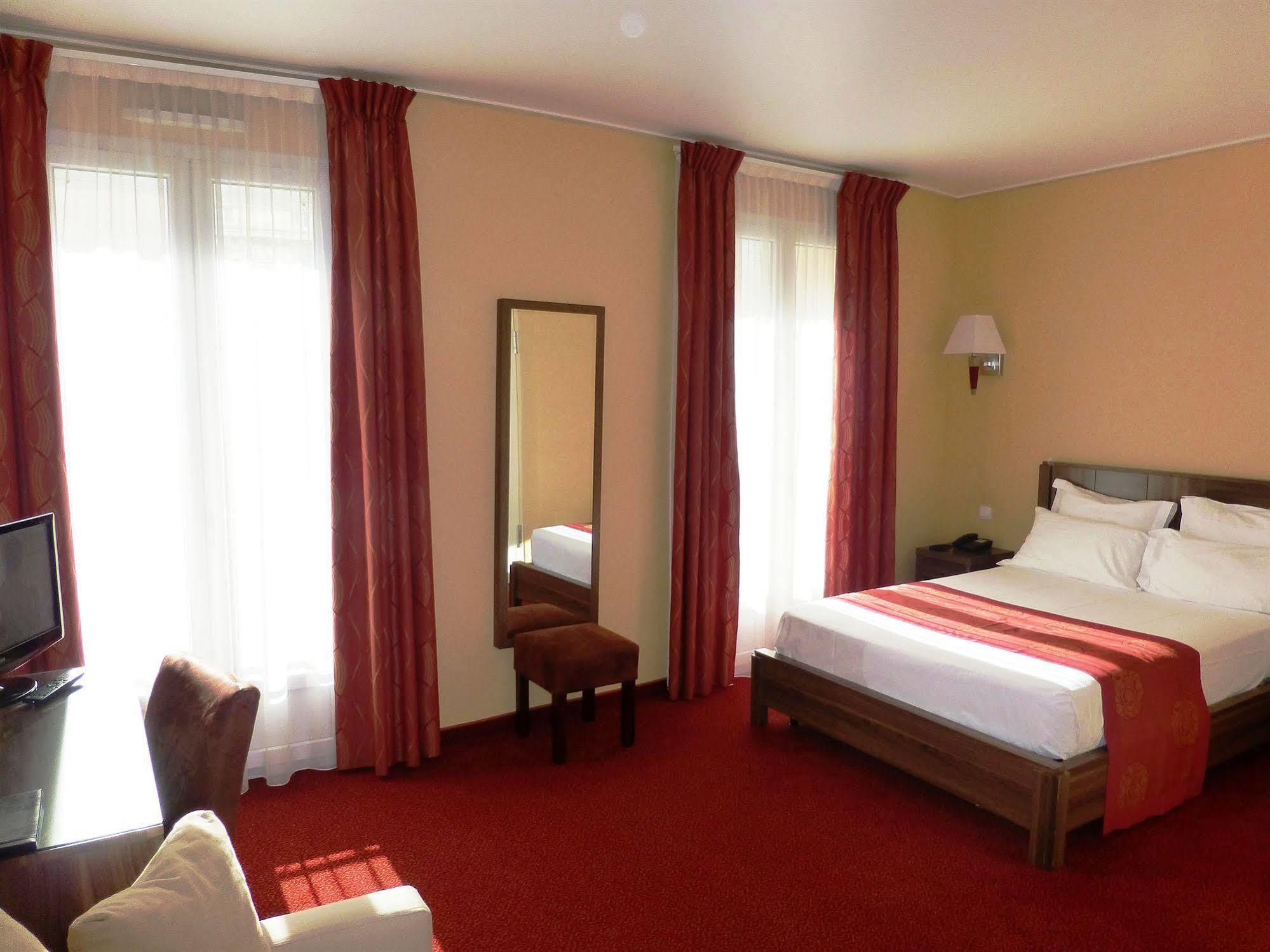 Capitole Hotel