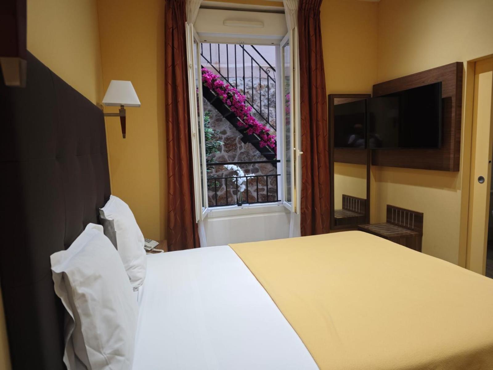 Capitole 3* Beausoleil
